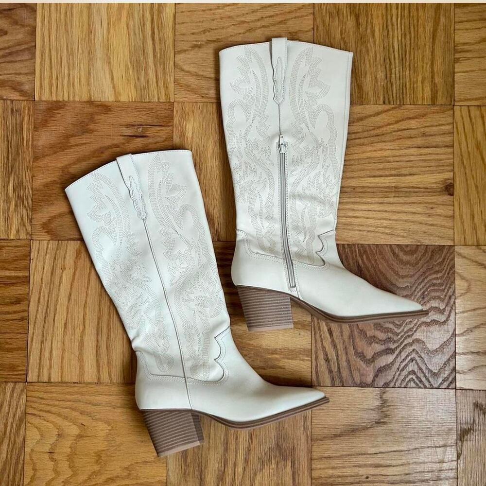 Crown vintage white leather cowboy boots